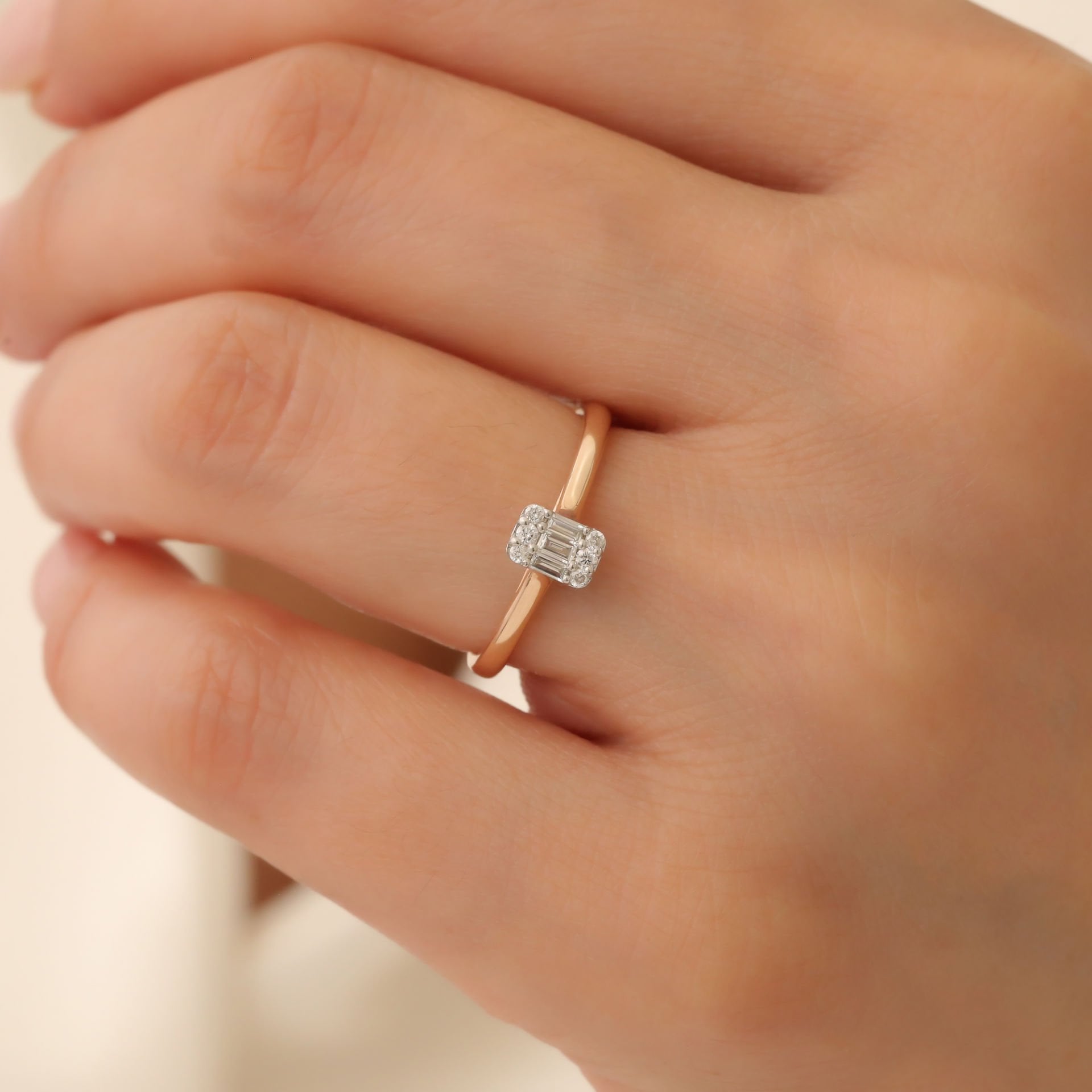 Baget Kesimli Pırlanta Yüzük