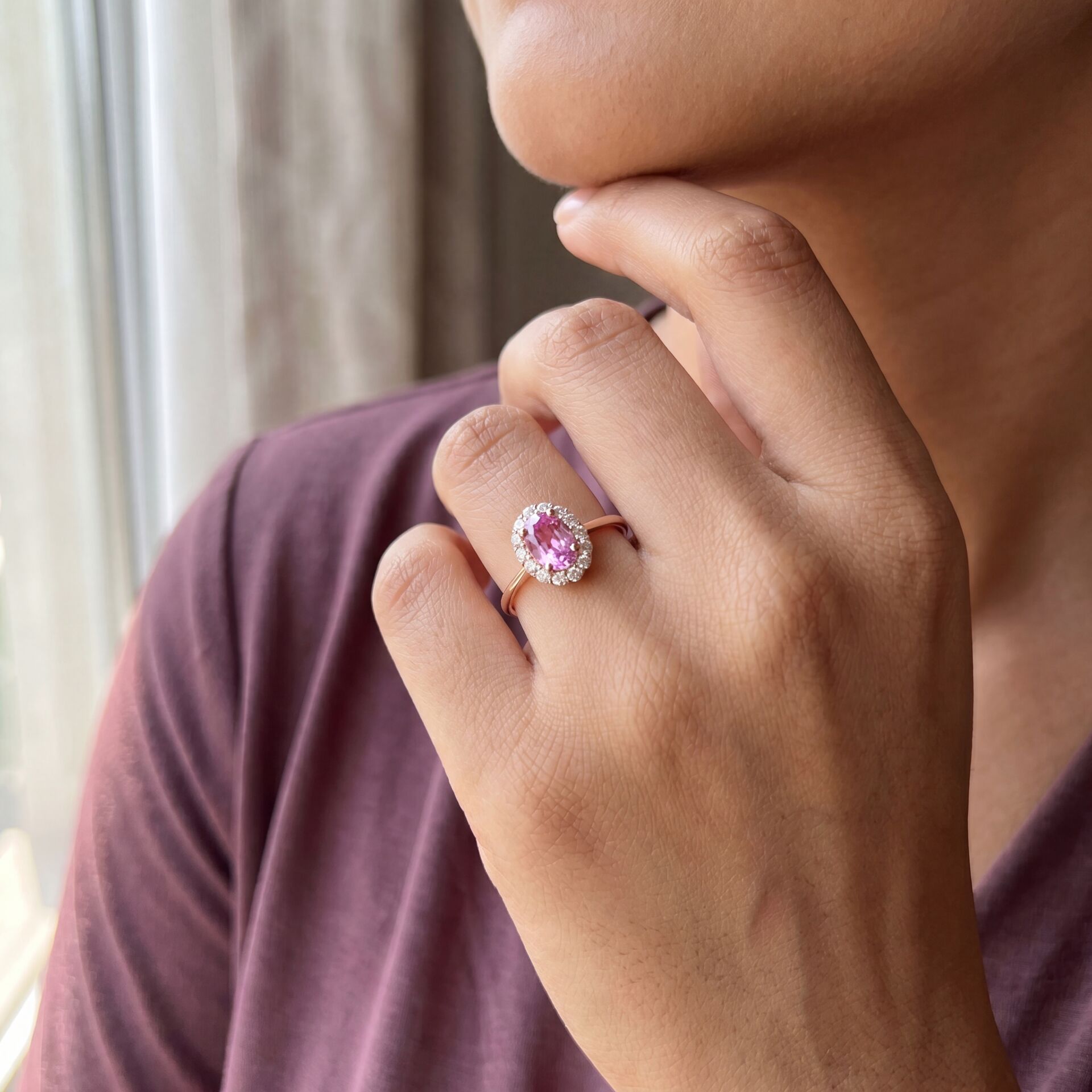 Oval Kesim Pembe Safir Taşlı Pırlantalı Yüzük
