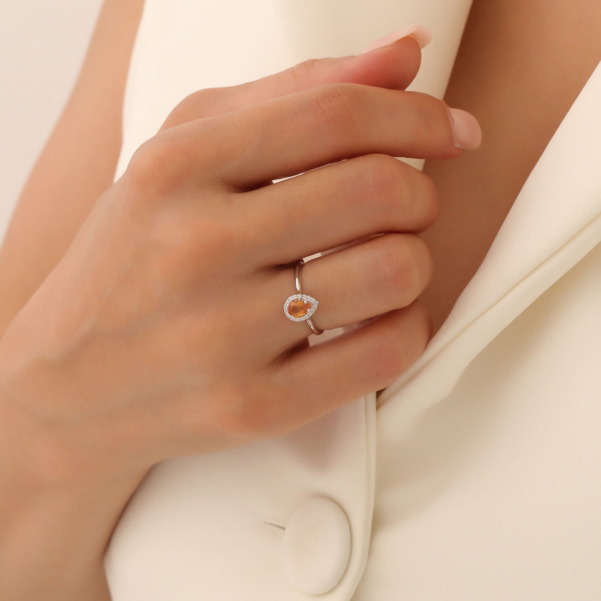 Pırlantalı Oranj Safir Yüzük