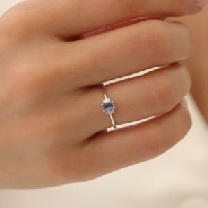 Pırlantalı Mavi Renkli Baget Safir Yüzük