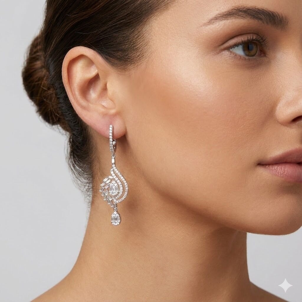 Beyaz Altın Pırlanta Sallantılı Küpe