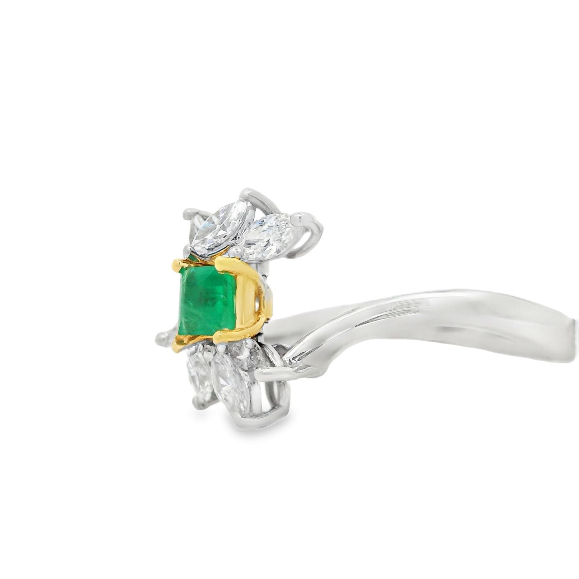 Pırlanta Zümrüt Taşlı Yüzük