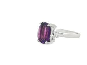 Ametist Taşlı Baget Pırlantalı Yüzük