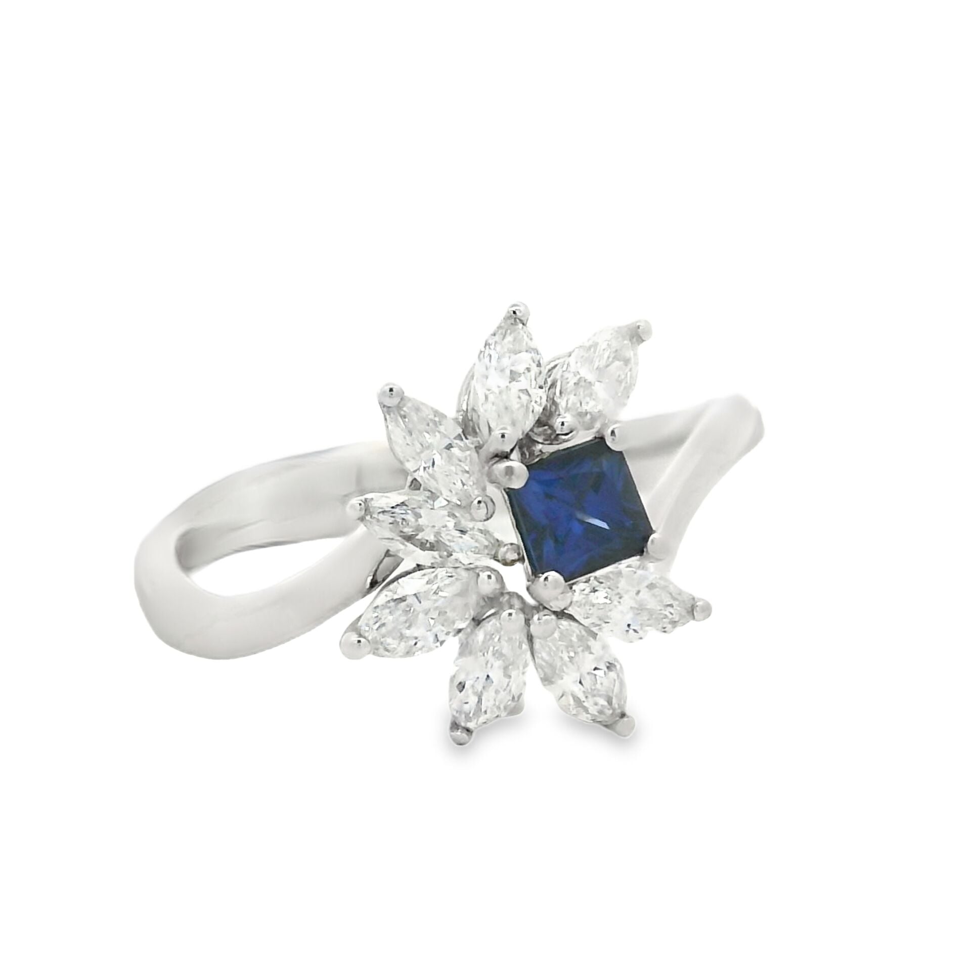 Prenses Kesim Safir Taşlı Markiz Pırlantalı Yüzük