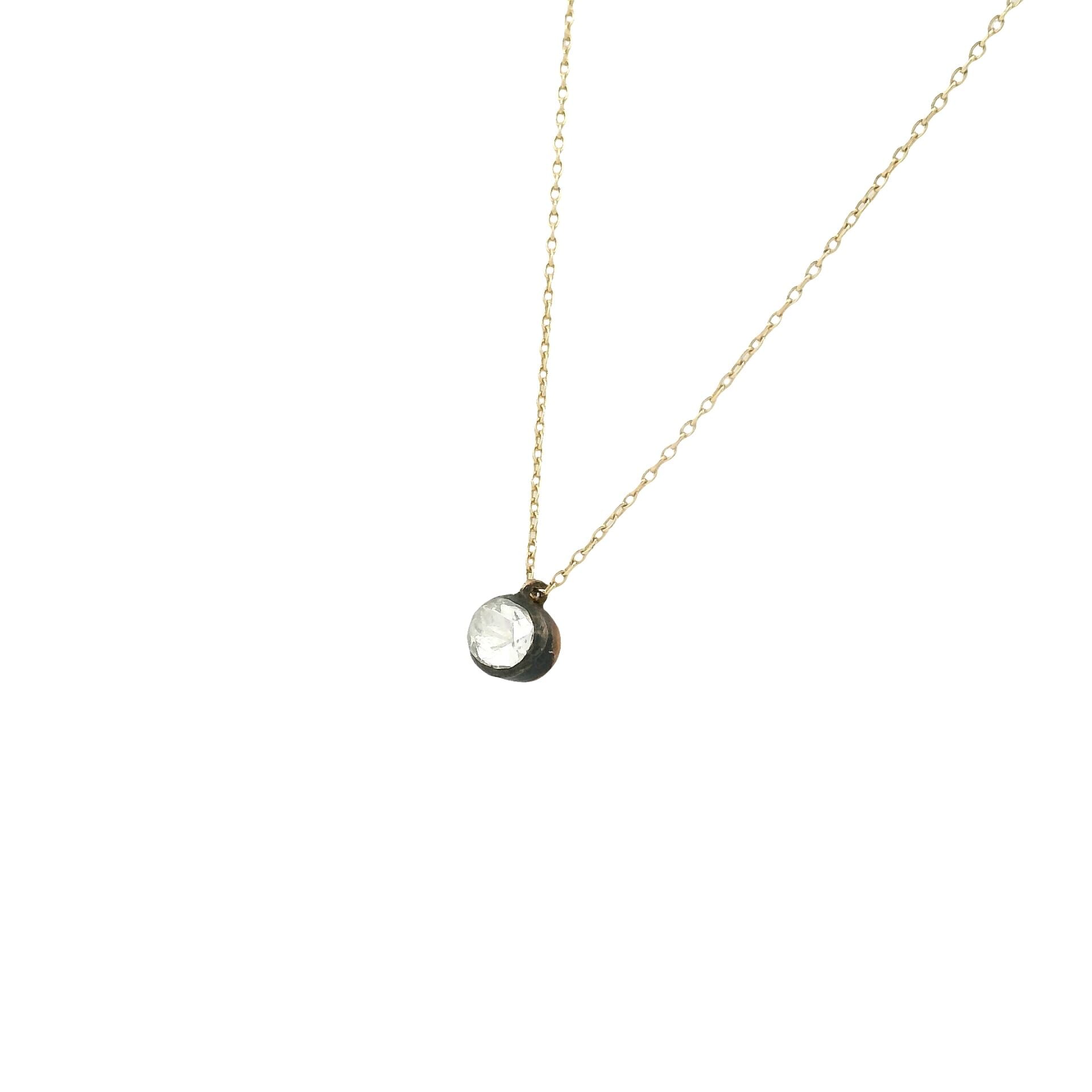 Minimal Oval Elmas Sarı Altın Kolye 0,10 Karat