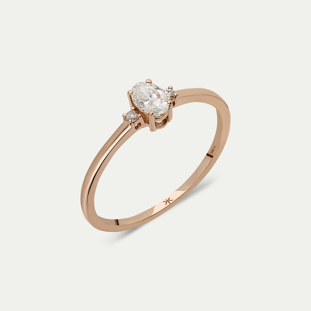 Oval Kesim Pırlantalı Yüzük